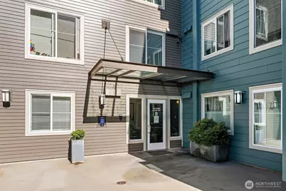 300 10th Avenue #B409, Seattle, WA 98122 - Photo 2