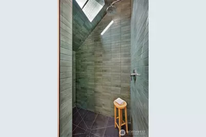 1705 Martin Luther King Jr Way, Seattle, WA 98122 - Photo 16