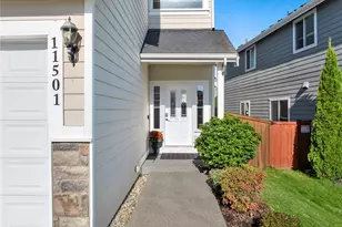 11501 185th St E, Puyallup, WA 98374 - Photo 2