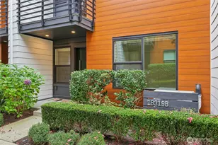 18319 96th Ln NE, Bothell, WA 98011 - Photo 2
