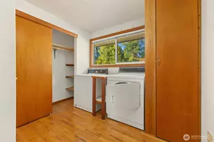 1129 Madison Ave N, Bainbridge Island, WA 98110 - Photo 10