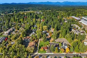 1129 Madison Ave N, Bainbridge Island, WA 98110 - Photo 20