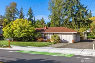 1129 Madison Ave N, Bainbridge Island, WA 98110 - Photo 2