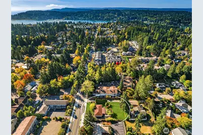 1129 Madison Avenue N, Bainbridge Island, WA 98110 - Photo 16