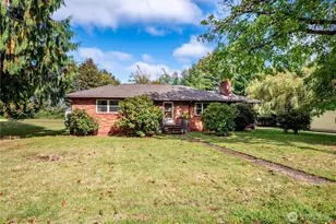 134 Buland Dr, Castle Rock, WA 98611 - Photo 2