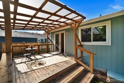 203 N Bogart Avenue, Granite Falls, WA 98252 - Photo 32