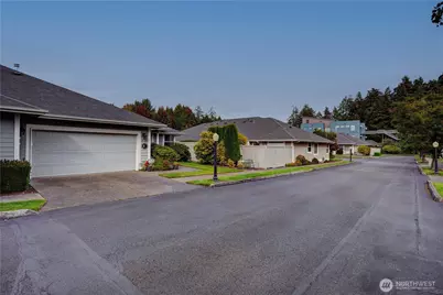1108 Garden Circle #11B, Fircrest, WA 98466 - Photo 4