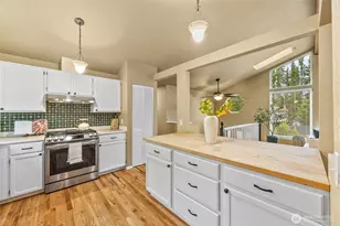 19208 SE 332nd Pl, Auburn, WA 98092 - Photo 10