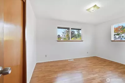 2412 N Cheyenne Street, Tacoma, WA 98406 - Photo 12