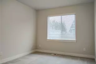 33533 Juniper Ave SE, Black Diamond, WA 98010 - Photo 12