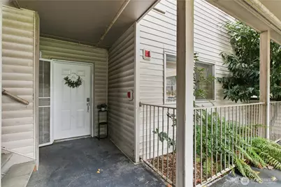 15310 Macadam Road S #A204, Tukwila, WA 98188 - Photo 4