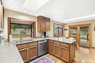 6314 137th Pl SW, Edmonds, WA 98026 - Photo 8