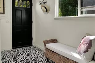 2353 Federal Ave E, Seattle, WA 98102 - Photo 12
