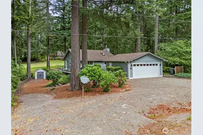 11001 Pioneer Drive, Anderson Island, WA 98303 - Photo 4