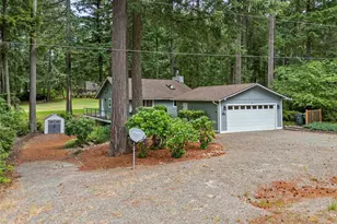 11001 Pioneer Dr, Anderson Island, WA 98303 - Photo 4