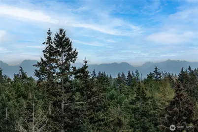 1242 NW Timber Shadow Court, Silverdale, WA 98383 - Photo 28