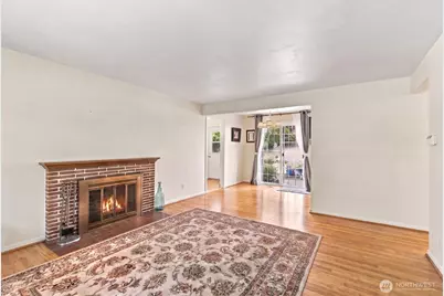 11735 35th Avenue NE, Seattle, WA 98125 - Photo 6