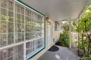 11735 35th Ave NE, Seattle, WA 98125 - Photo 4