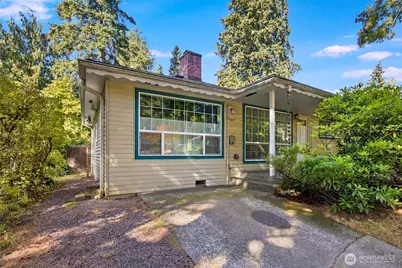 11735 35th Avenue NE, Seattle, WA 98125 - Photo 1