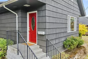 317 Avenue J, Snohomish, WA 98290 - Photo 2