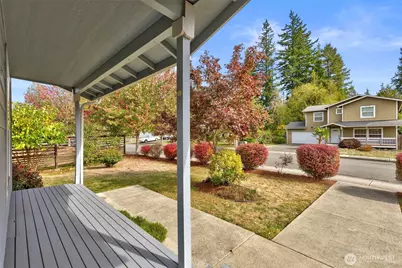 300 NE Max William Loop, Poulsbo, WA 98370 - Photo 4