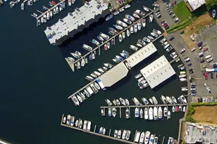 9050 Seward Park Ave S, Seattle, WA 98118 - Photo 2