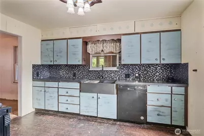 2008 Spirit Lake Highway, Castle Rock, WA 98611 - Photo 8