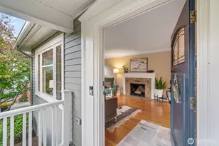 6516 31st Ave NE, Seattle, WA 98115 - Photo 2