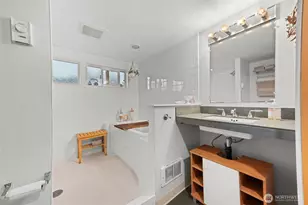 1402 N Fife St, Tacoma, WA 98406 - Photo 24