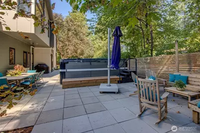 7560 86th Avenue SE, Mercer Island, WA 98040 - Photo 20