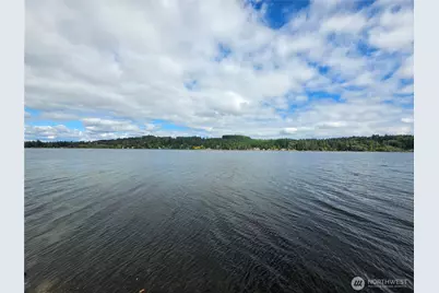 560 E North Bay Road, Allyn, WA 98524 - Photo 2