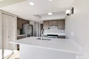 23507 Lakeview Dr, Mountlake Terrace, WA 98043 - Photo 8