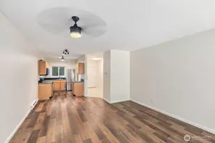 14475 NE 40th St, Bellevue, WA 98007 - Photo 10