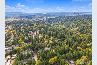 14475 NE 40th St #E202, Bellevue, WA 98007 - Photo 30