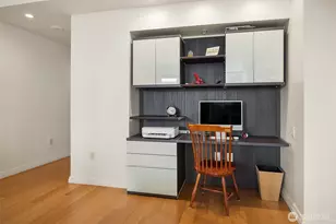 500 106th Ave NE, Bellevue, WA 98004 - Photo 16