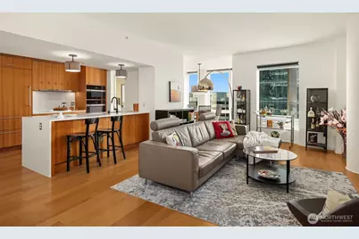 500 106th Avenue NE #1313, Bellevue, WA 98004 - Photo 1