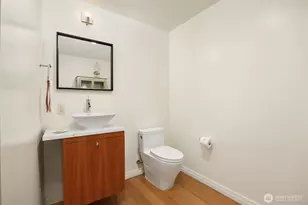 500 106th Ave NE, Bellevue, WA 98004 - Photo 18