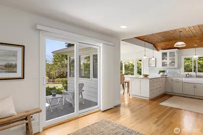 5930 Rose Loop NE, Bainbridge Island, WA 98110 - Photo 32