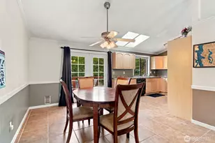 10429 10th Pl SE, Lake Stevens, WA 98258 - Photo 12