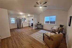 762 Westpoint Ct, Burlington, WA 98233 - Photo 2