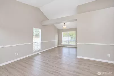 5806 151st Street SE, Everett, WA 98208 - Photo 8