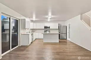 9502 E 187th St Ct E, Puyallup, WA 98375 - Photo 4