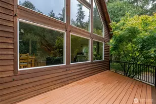 411 Puget Dr, Coupeville, WA 98239 - Photo 6