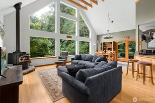411 Puget Dr, Coupeville, WA 98239 - Photo 4