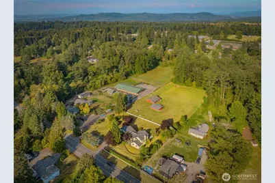 19303 Broadway Avenue, Snohomish, WA 98296 - Photo 4
