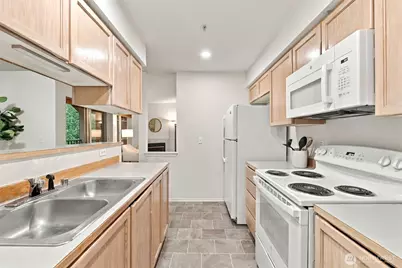 18930 Bothell-Everett Highway #B303, Bothell, WA 98012 - Photo 14