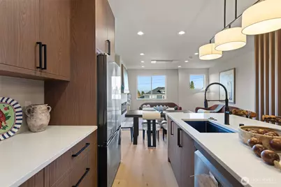 2721 Belvidere Avenue SW, Seattle, WA 98126 - Photo 10