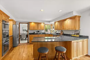 18404 Homeview Dr, Edmonds, WA 98026 - Photo 10