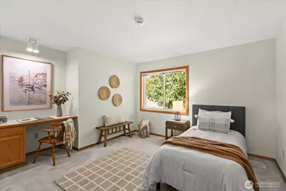 18404 Homeview Drive, Edmonds, WA 98026 - Photo 26