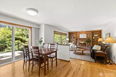 18404 Homeview Drive, Edmonds, WA 98026 - Photo 12